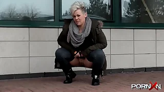 1279 outdoor porn videos